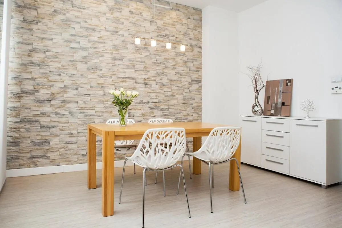 Stylish City Apartment At Central Station Düsseldorf