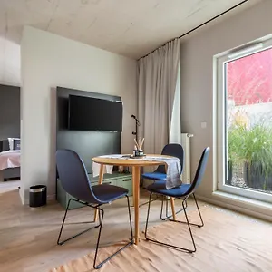 Ξενοδοχείο με διαμερίσματα Limehome Stresemannstrasse - Digital Access, Ντίσελντορφ