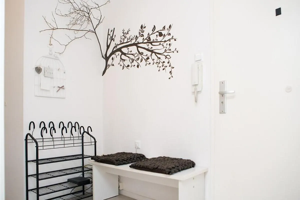 Stylish City Apartment At Central Station Dusseldorf